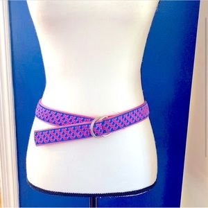 Vineyard Vines - Canvas Blue with Pink Whales